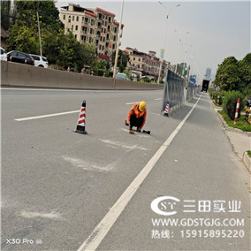 增城小區(qū)安裝鋼板圍墻工程案例