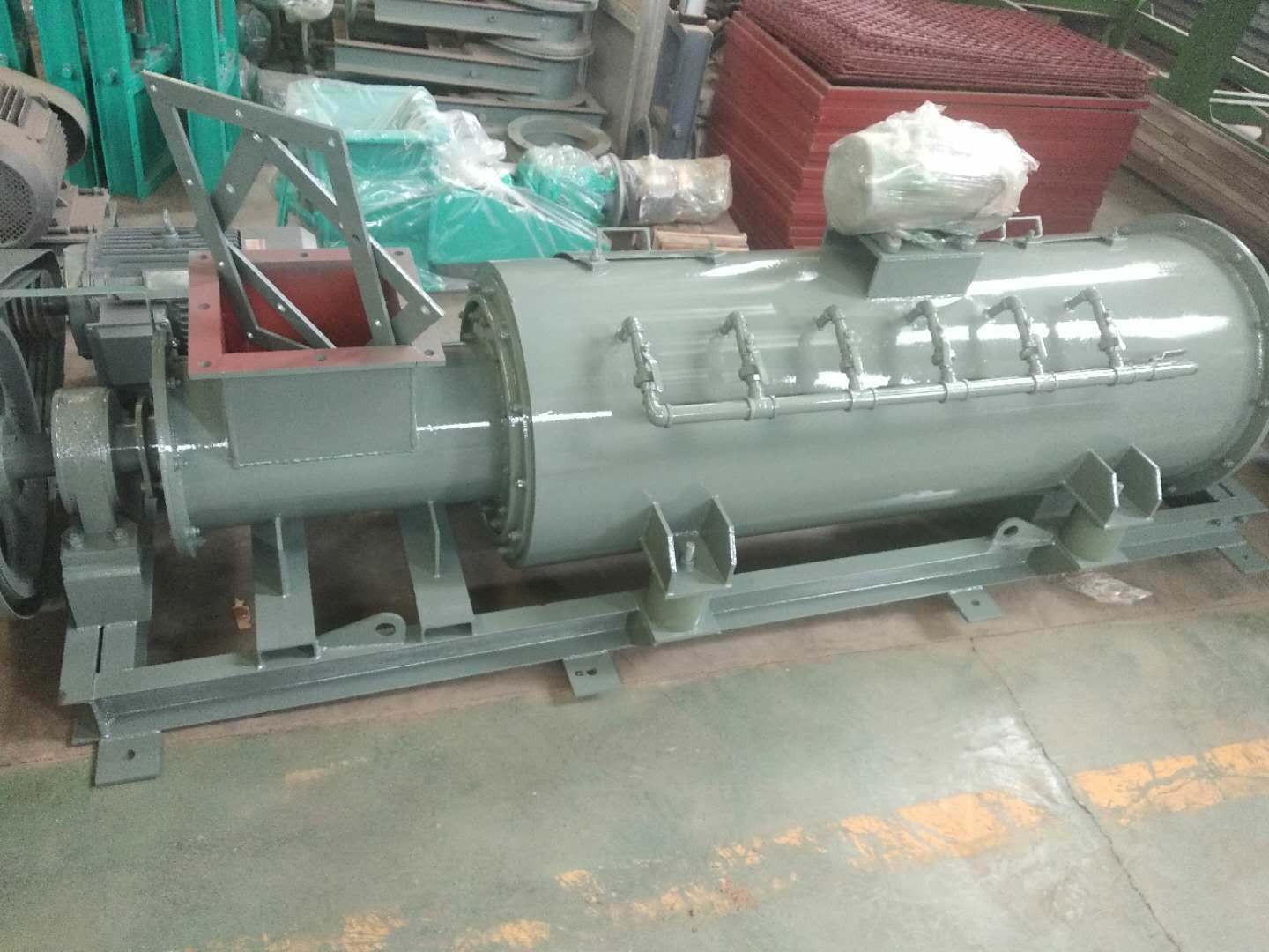 如何選擇高質(zhì)量粉塵加濕攪拌機 重諾機械介紹